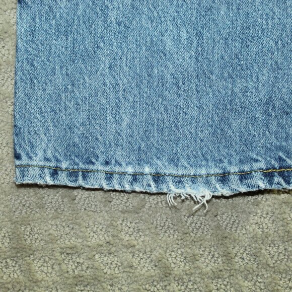 Vintage Lee Relaxed Fit Light Wash Blue Jeans Mens Size 36x30 100% Cotton Denim - Picture 9 of 9